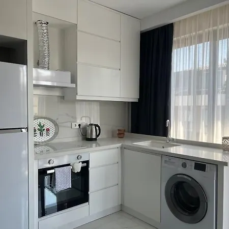 Camelia 12 1+1 On Cleopatra With Partly Seaview Apartman *