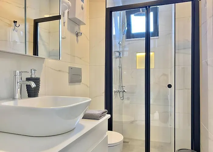 Apartman Camelia 12 1+1 On Cleopatra With Partly Seaview Alanya