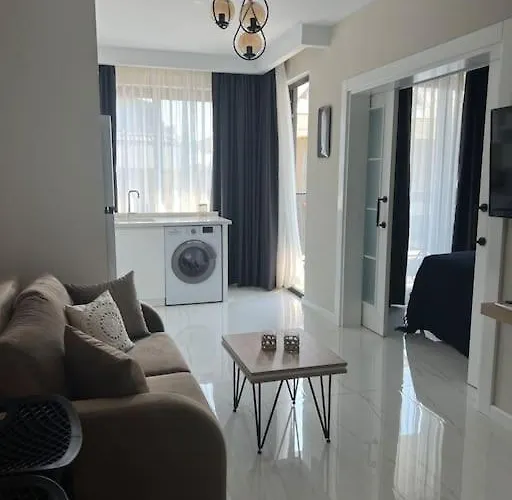 Camelia 12 1+1 On Cleopatra With Partly Seaview * Alanya