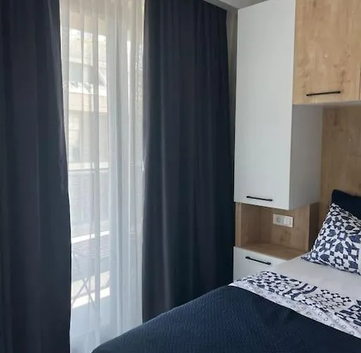 Camelia 12 1+1 On Cleopatra With Partly Seaview Apartman Alanya